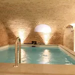 Une Maison En Ville Hypercentre - Spa Bed & Breakfast Amiens