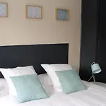 Une Maison En Ville Hypercentre - Spa 4* Amiens