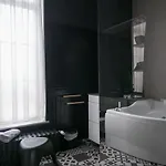 Une Maison En Ville Hypercentre - Spa Bed & Breakfast Amiens