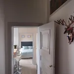 Une Maison En Ville Hypercentre - Spa