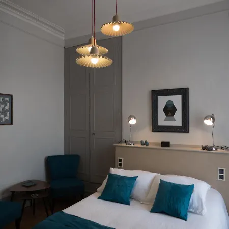 Bed and breakfast Maison En Ville, Hyper Centre Ville, 2*