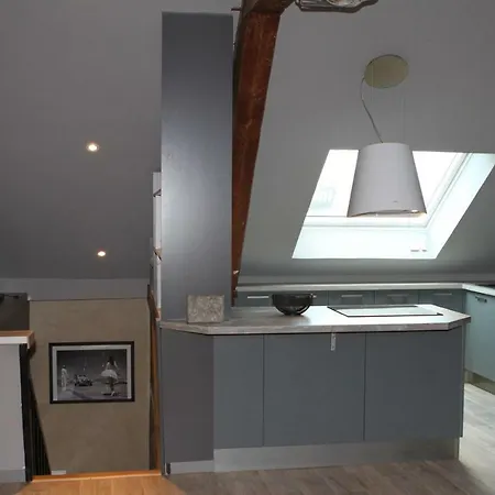 Maison En Ville, Hyper Centre Ville, 2* Amiens